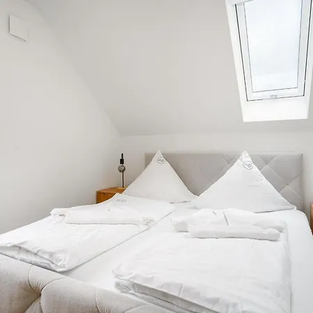 Watt'n Traum I In Norddeich, Neu, Zentrale Lage, Infrarotkabine, Hund Willkommen!
